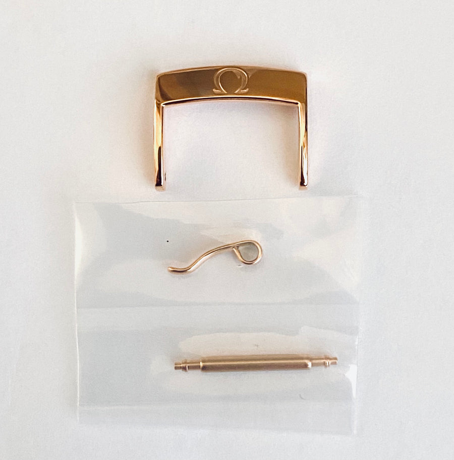 Rose deals gold clasp